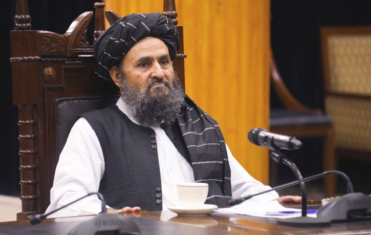 محترم ملا عبدالغنی برادر آخند، معاون اقتصادی ریاست‌الوزراء، امروز دوشنبه ۲۵ سنبله ۱۴۰۴ خورشیدی در دفتر کار خویش با سید محمد اتابک وزیر صنایع، تجارت و معادن جمهوری اسلامی ایران و هیئت همراه دیدار کرد.
